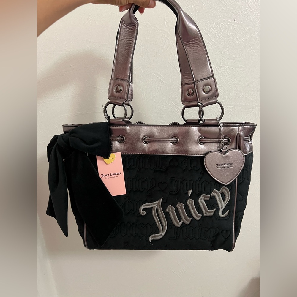 Juicy Couture Vintage Dreams Day Dreamer Tote Liquorice/Gunmetal